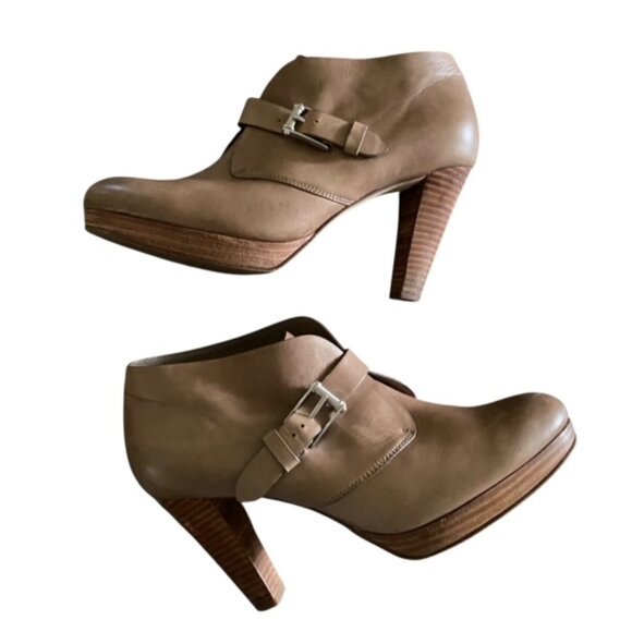 Cole Haan Darcy Leather Ankle Booties 9 - Picture 1 of 6